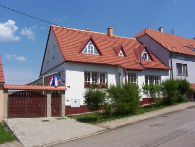 Penzion Dalibor Žabka - Horní Věstonice Penzion Dalibor Žabka - ubytování Horní Věstonice