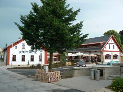 Ježkův statek - Nová Paka Ježkův statek - ubytování Nová Paka