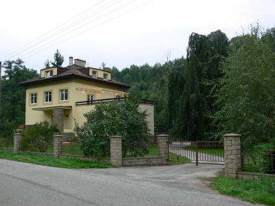 Penzion Továrníkova Vila - Skuhrov nad Bělou Penzion Továrníkova Vila - ubytování Skuhrov nad Bělou